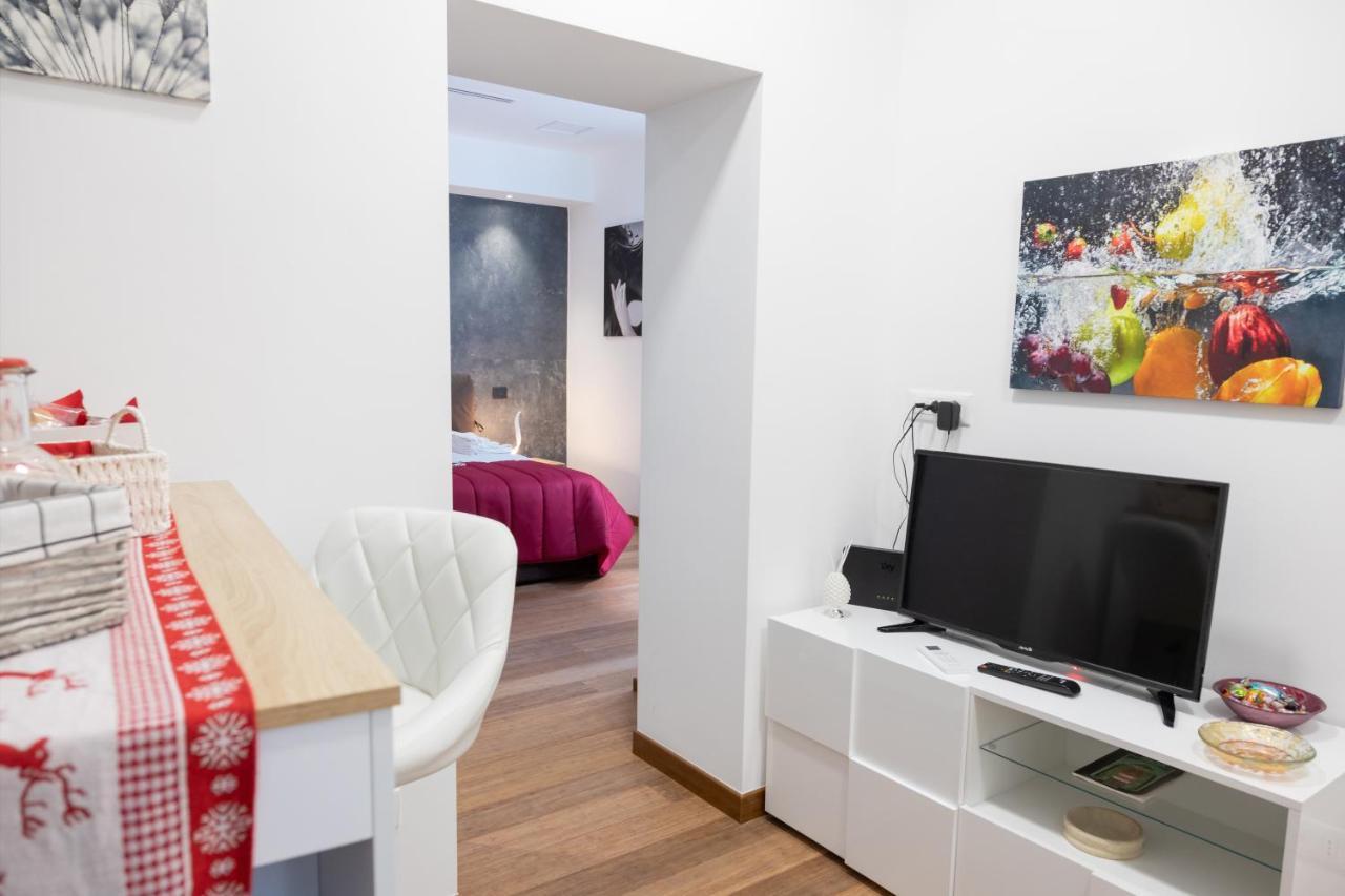 Eutuxia Lägenhet Taranto Exteriör bild